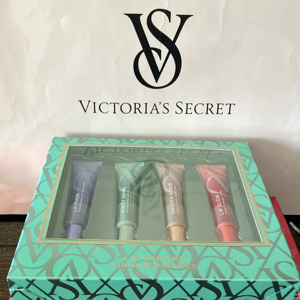 Victoria’s Secret Lip Care Set